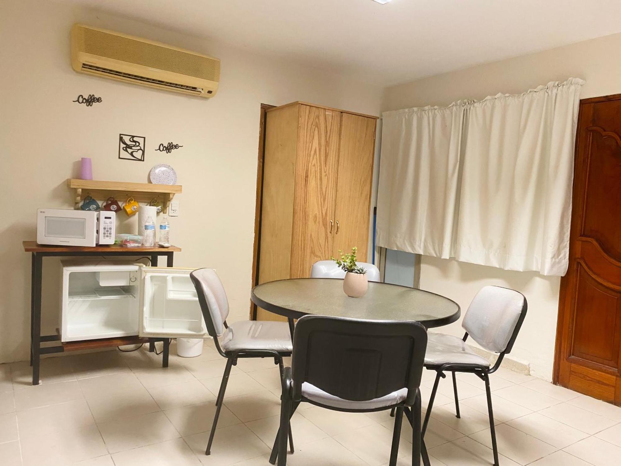 Hospedaje Aldana - Habitacion L E R D O En Zona Centro Tuxpan  Buitenkant foto